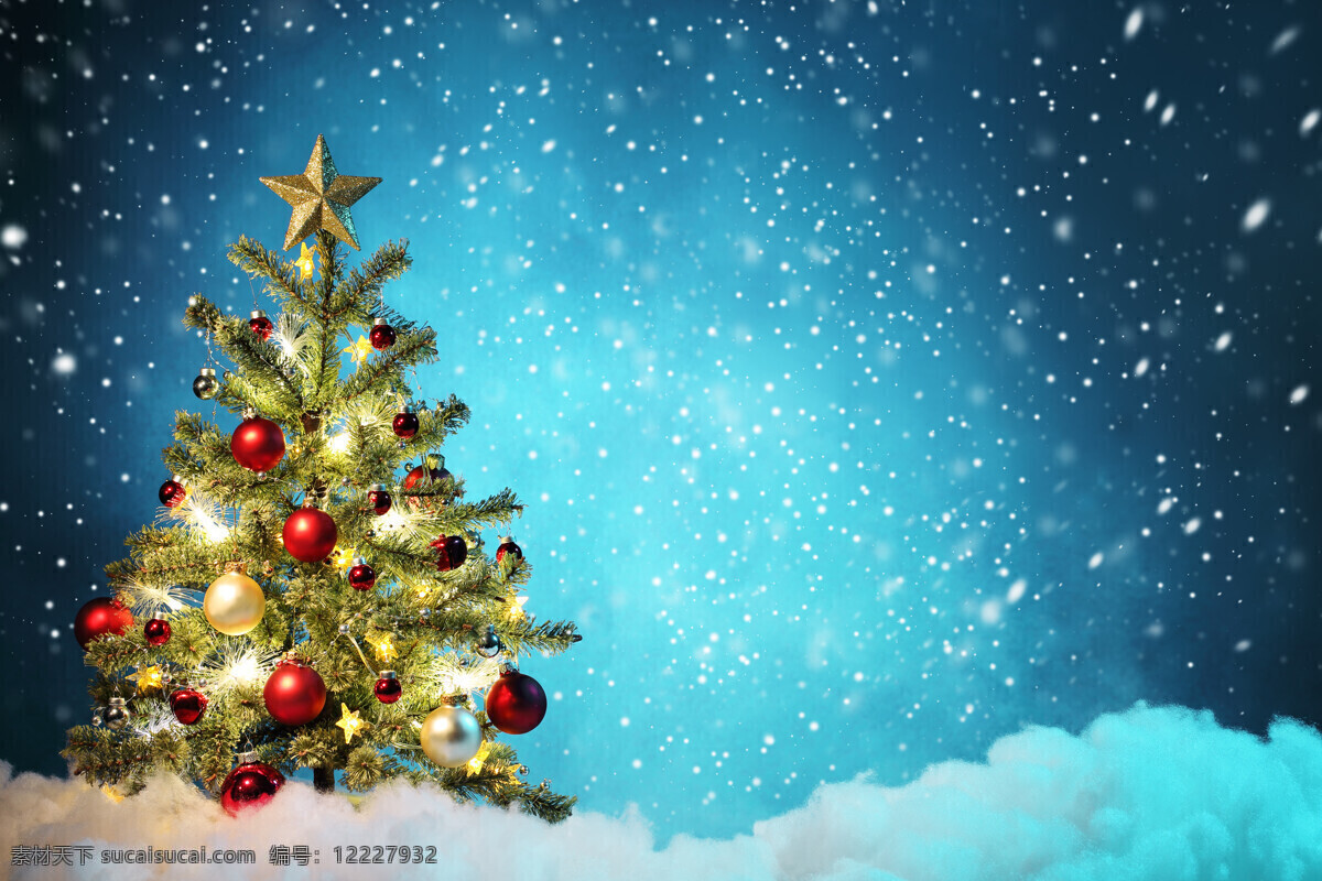 背景 彩蛋 创意 冬季 冬天 节日 节日庆祝 庆祝 圣诞树 设计素材 模板下载 松树 夜景 圣诞球 幸运星 天空 五角星 雪地 圣诞节 新年 雪花 节日庆祝素材 文化艺术