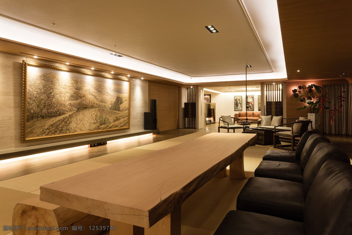 现代 时尚 大 户型 客厅 金色 挂画 室内装修 效果图 客厅装修 方形茶几 深色沙发 浅色地板