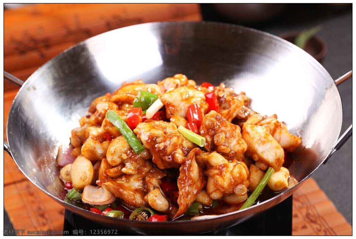 干锅牛蛙图片 干锅牛蛙 美食 传统美食 餐饮美食 高清菜谱用图