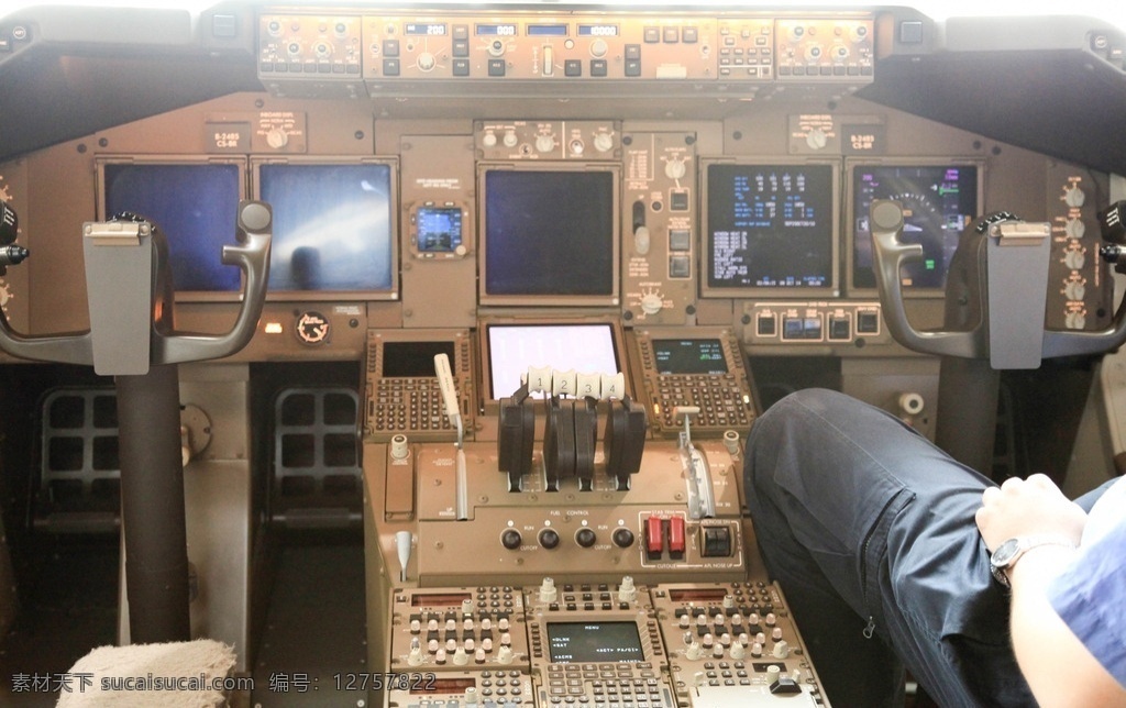 747 飞机 驾驶舱 操作台 中国航空公司 飞机机舱内部 飞机操作台 国航 机舱内部 波音747 飞机架势舱 飞机驾驶室 摄影作品 现代科技 交通工具