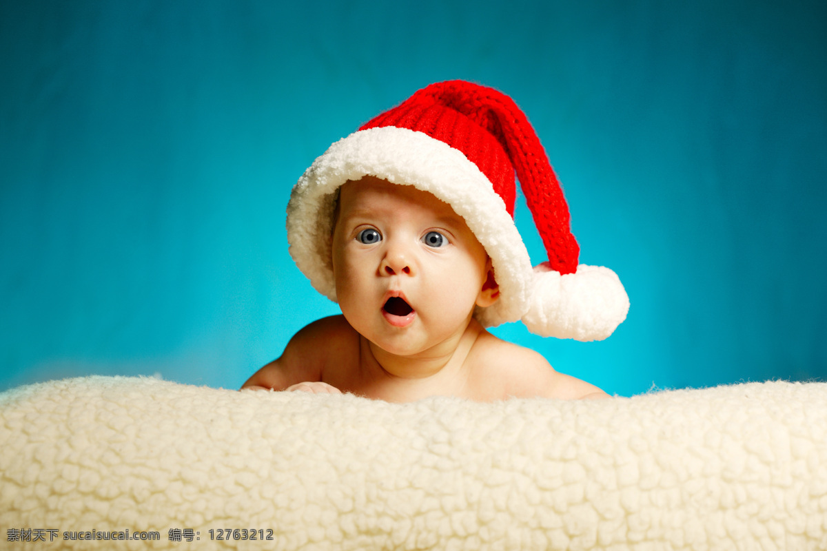戴 圣诞 帽子 男孩 帽 宝宝 可爱男孩 可爱宝宝 圣诞装 儿童 小孩 节日庆典 生活百科