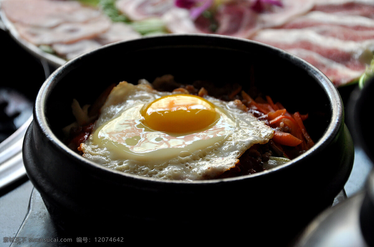 韩国料理 煎蛋 花 豆腐 西餐 白菜 碟子 传统美食 餐饮美食