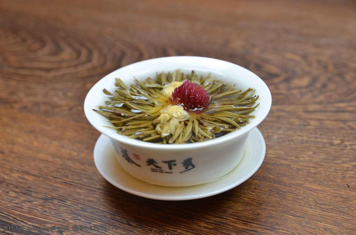 泡开茶叶 绽放的花茶 花茶 茶叶 杯中茶 茶底 茶汤 泡茶 饮料酒水 餐饮美食