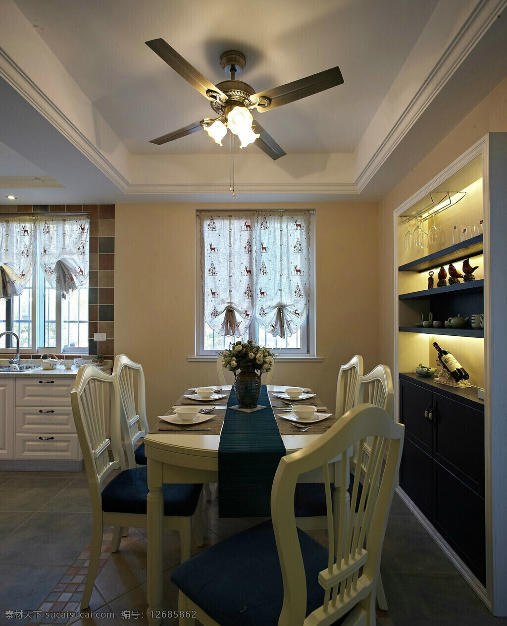 简约 风 室内设计 餐厅 蓝色 高脚凳 效果图 现代 餐桌 白色 调 窗帘 吊灯 窗户 家装