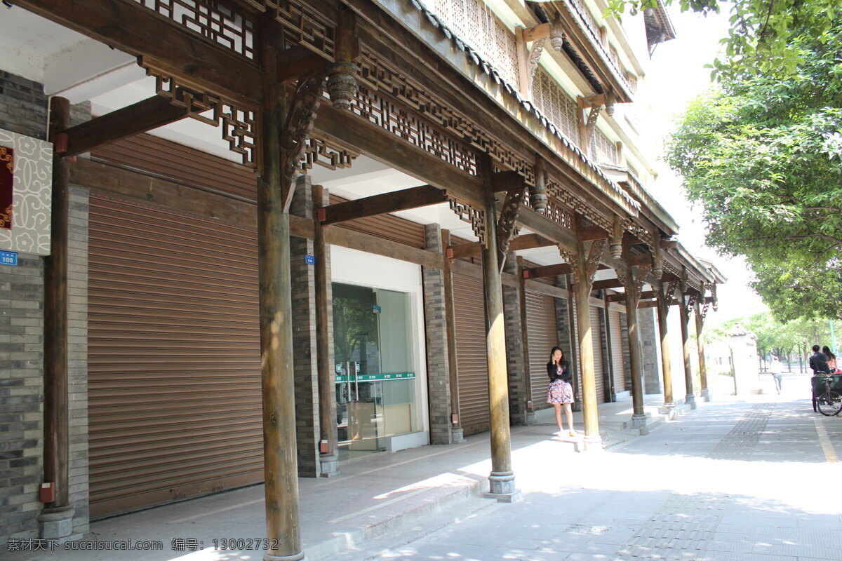 都江堰民居 高清 旅游 四川 都江堰 风景 自然风光 绿树 建筑景观 自然景观 灰色