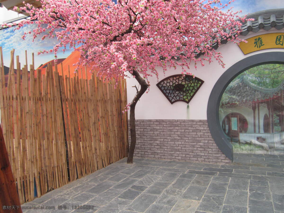 婚纱外景 风景 桃树 桃花 外景 圆门 建筑摄影 建筑园林