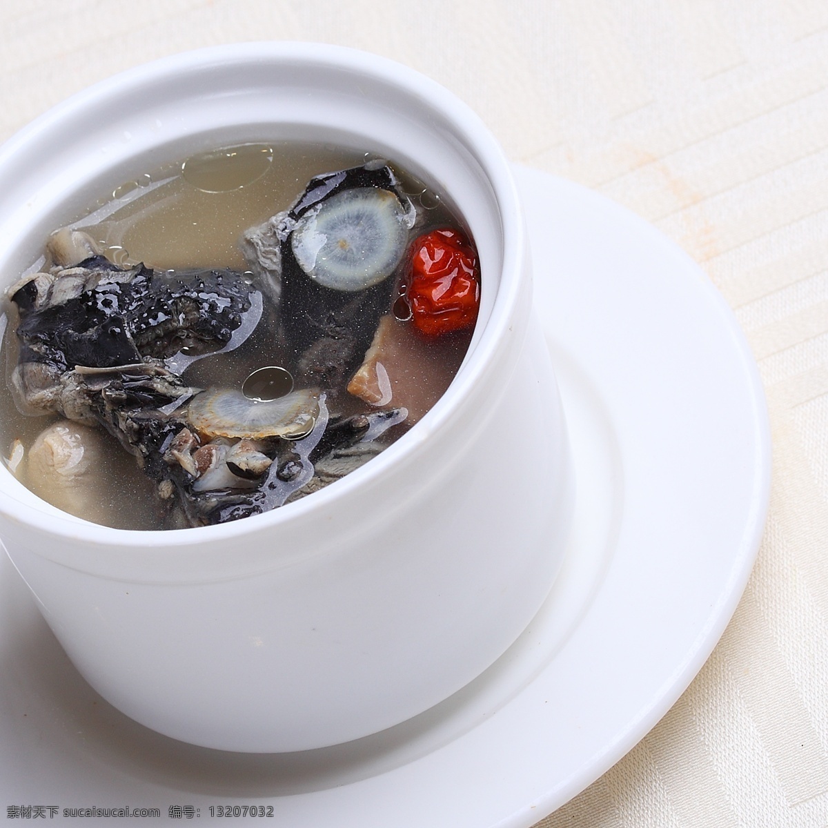 花旗参炖乌鸡 花旗参 乌鸡 炖汤 菜谱 菜谱设计 美食 高清素材 设计素材 矢量 传统美食 餐饮美食