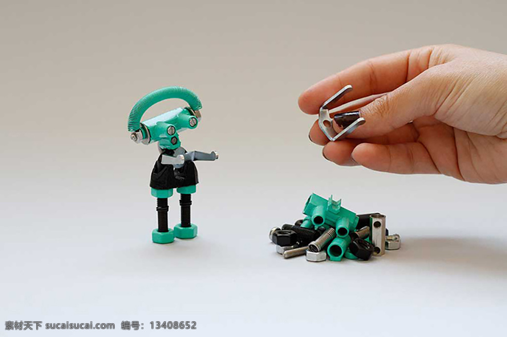 产品设计 个性 家居产品 蓝色 装饰品 可爱 零件 组装 迷你 机器人