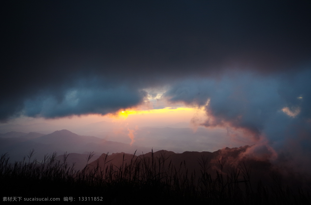 武功山风光 武功山风景 武功山日出 武功山云海 武功山晚霞 落日 霞光 山峰 山 旅游摄影 国内旅游