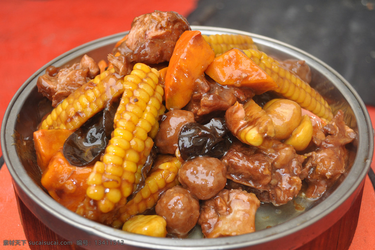 东北 乱炖 农家一锅出 大丰收 东北一锅出 东北菜 大烩菜 排骨 豆角 土豆 玉米饼 农家菜 地方特色 家常菜 菜 餐饮美食 传统美食