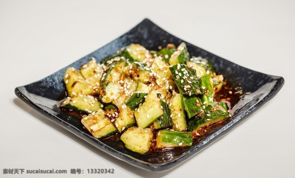 红油黄瓜 拍黄瓜 凉拌黄瓜 凉拌 黄瓜 青瓜 红油 瓜 蔬菜 风味 小碟 餐饮美食 传统美食