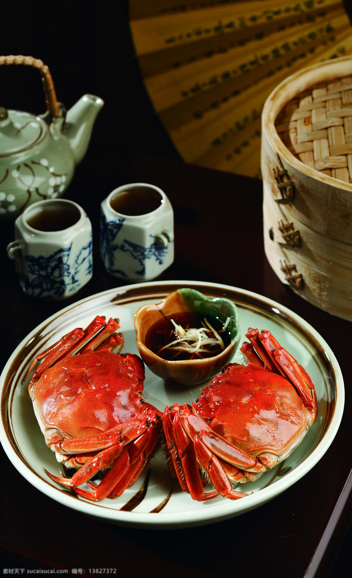 碟子 炖鱼 美食 大闸蟹 相片 餐饮美食 传统美食