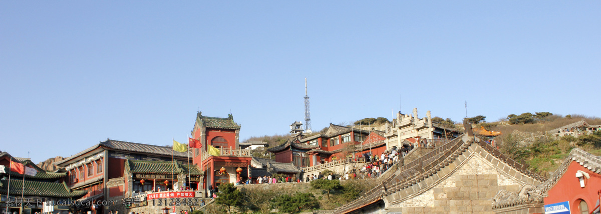 春天 大山 房子 风景如画 高山 建筑 建筑摄影 建筑园林 泰山 泰山建筑 名胜 树木 山水摄影 五一 旅游 美丽 人群 铁塔 psd源文件