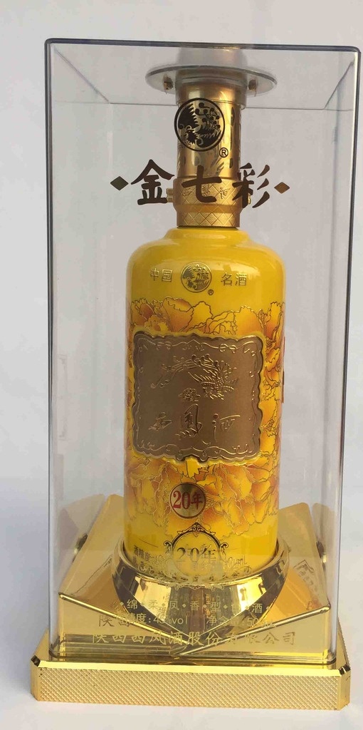 西凤酒金七彩 西凤酒 金七彩 酒盒 酒瓶 西凤标志 中国名酒 餐饮美食 饮料酒水