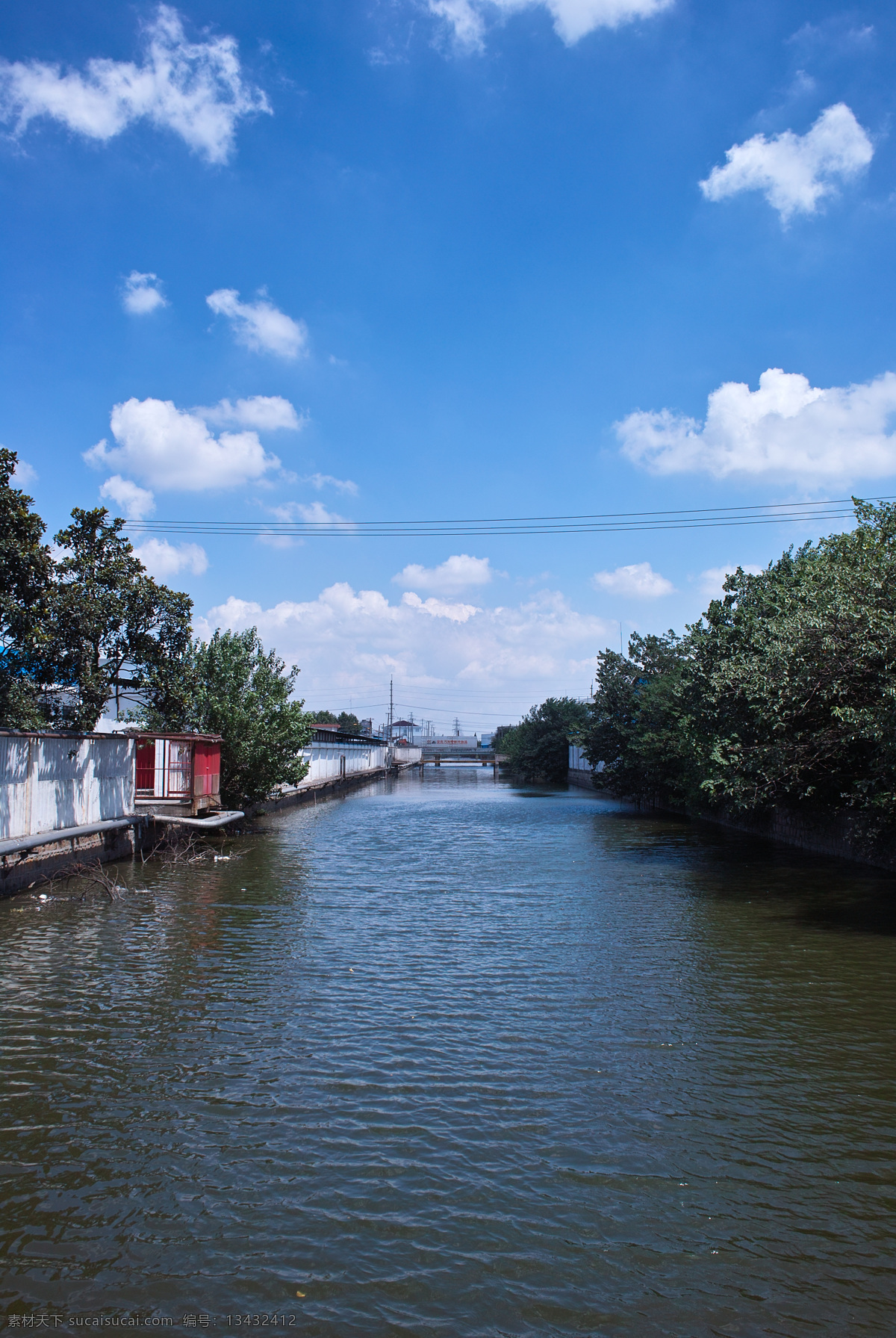 自然风光 摄影图片 建筑 天空 白云 河流 湖水 生活百科 工业生产 现代科技