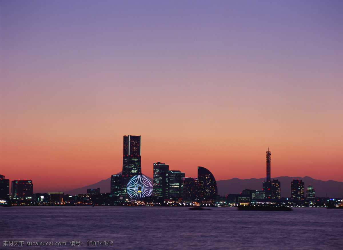 夜景免费下载 城市 国外旅游 海滨 海面 旅游摄影 霓虹灯 摄影图库 夜景 远山 装饰素材 灯饰素材