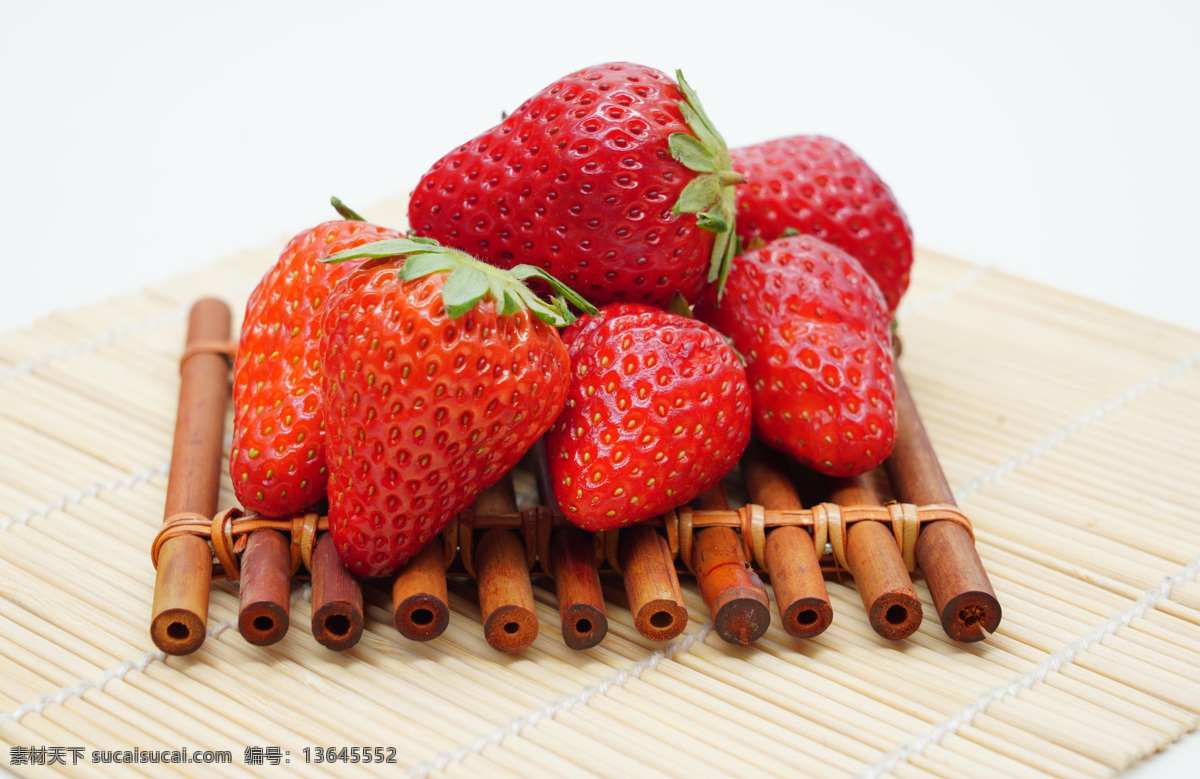 草莓图片 草莓照片 草莓摄影 满屏草莓 草莓壁纸 草莓特写 草莓高清图 草莓摆拍 红色草莓 奶油草莓 双流冬草莓 红草莓 甜 水果 浆果 背景 标签 草莓素材 草莓棚拍 草莓背景图片 新鲜草莓 鲜艳草莓 生物世界