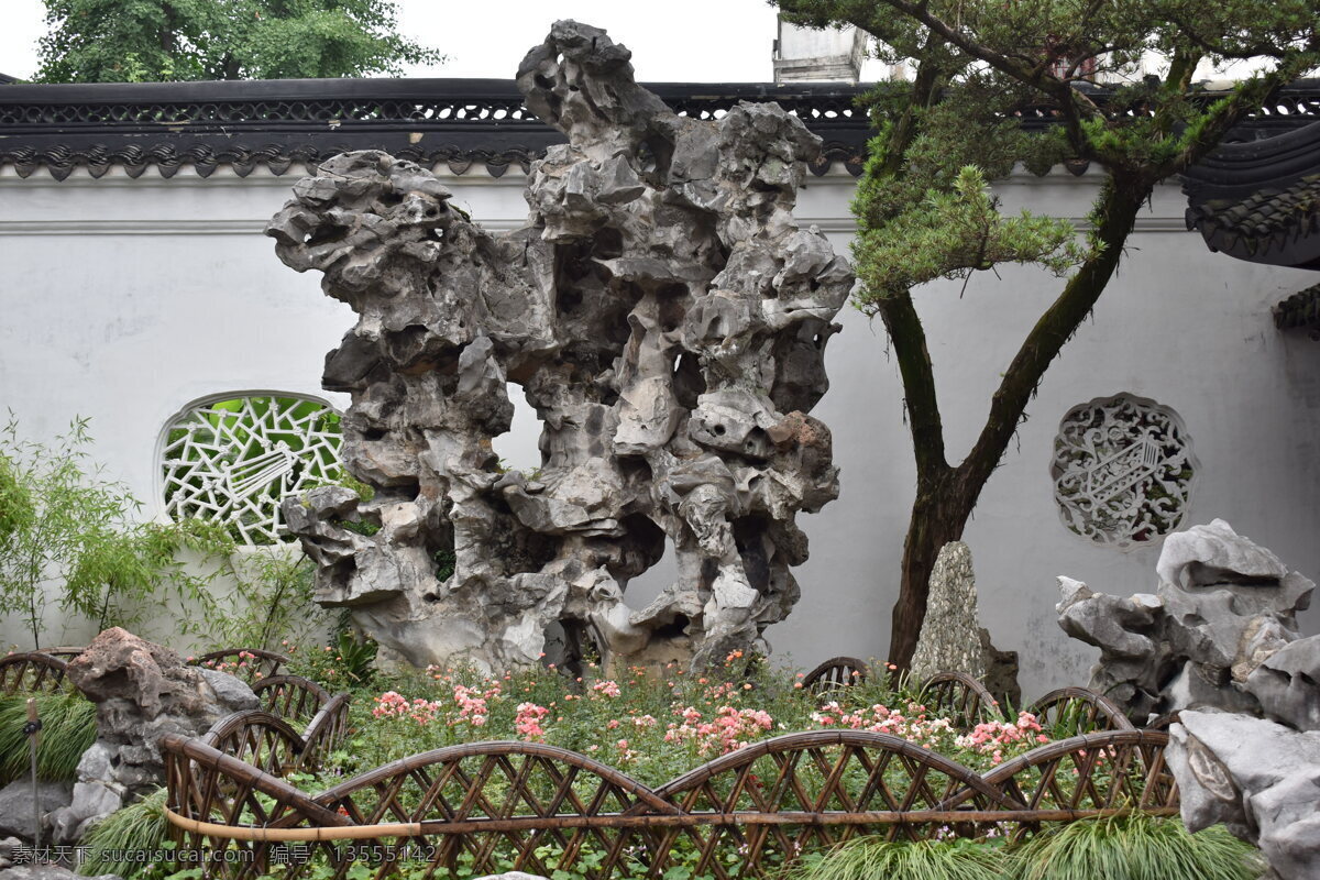 狮子林 石狮子 假山 观赏山石 人造石景 旅游摄影 国内旅游