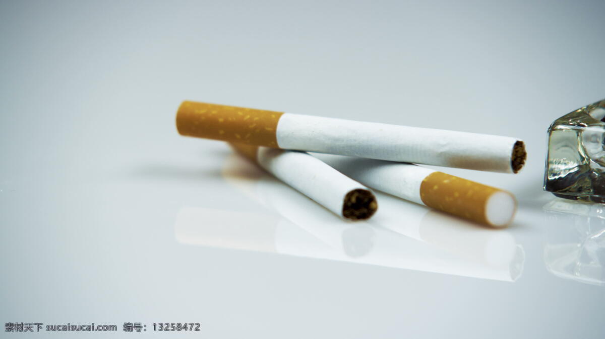 左 右 泛 香烟 烟草 录像 癌症 产品 风险 干燥 工厂 红色 疾病 健康 农业 生活方式 宏量元素 宏量 元素 2k 4k 滥用 成瘾 灰 坏 棕色 对接 雪茄 特写 切割 危险 死亡 药物 过滤 树叶 被禁止的 习惯 危害 收获 隔离 叶 配合 麻醉 自然 尼古丁 吸烟 吸烟者 纹理 质感 毒性 毒素 不健康的 视频 其他视频