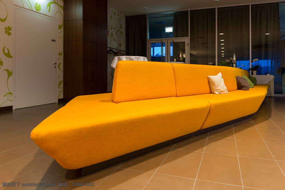 客厅 里 创意 菊 色 沙发 菊色 窗子 门 抱枕 室内设计 环境家居