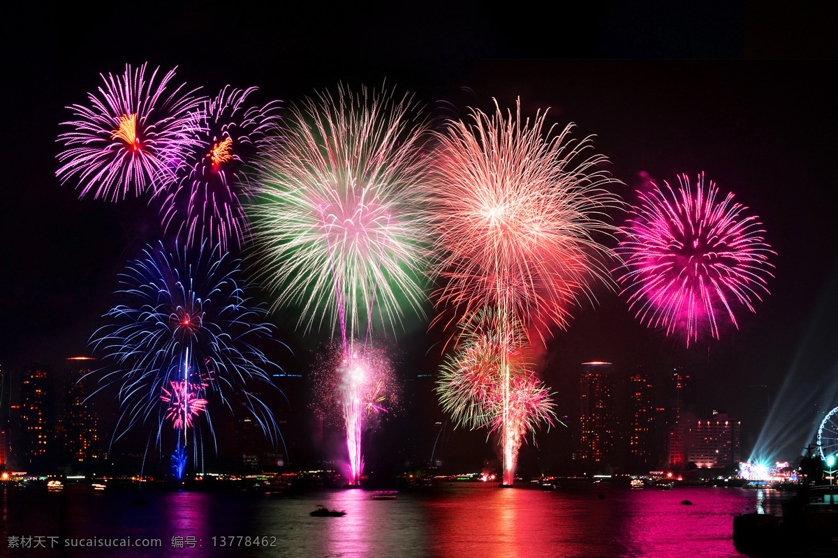 海边 城市 烟花 夜景 烟花风景 烟花摄影 烟花素材 彩色烟花 春节 新春 喜庆背景 节日庆典 生活百科