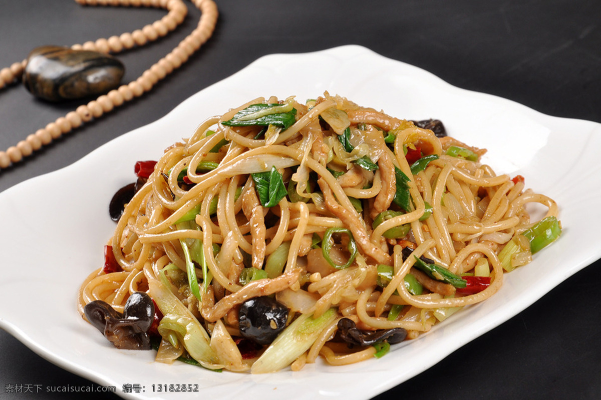 炒面 肉丝炒面 鸡蛋炒面 牛肉炒面 酸菜炒荞面 高清菜谱用图 餐饮美食 传统美食