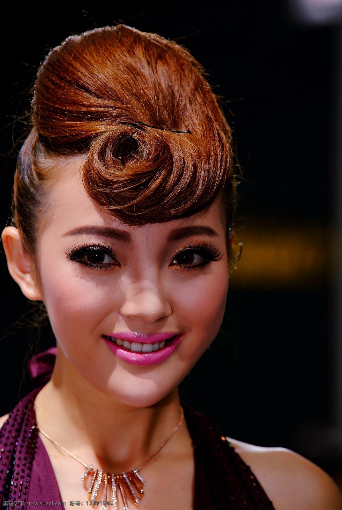 车模 美女 性感美女 妩媚美女 摄影写真 人物摄影 职业人物 人物图库 2013 成都 国际 车展