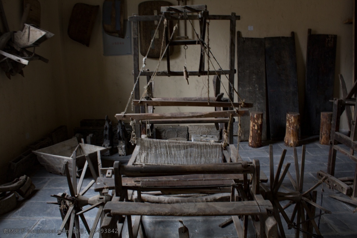 织布机 老式 纺机 织机 棉纺机 人力 中华文化 传统 留传 老物件 生活百科 生活素材