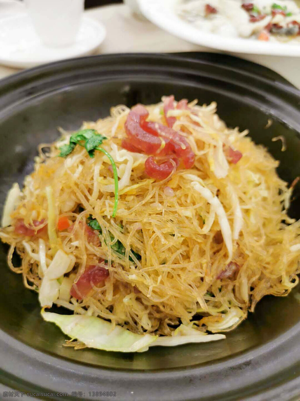 粉丝 煲 家常菜 菜 传统美食 美食 腊肠粉丝煲 餐饮美食