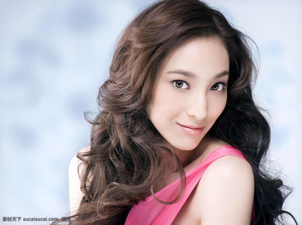 卷发 美女 素材图片 女人 女性 人物 人物摄影 人物素材 职业人物 生活人物 模特 明星 偶像 演员 明星图片 人物图片