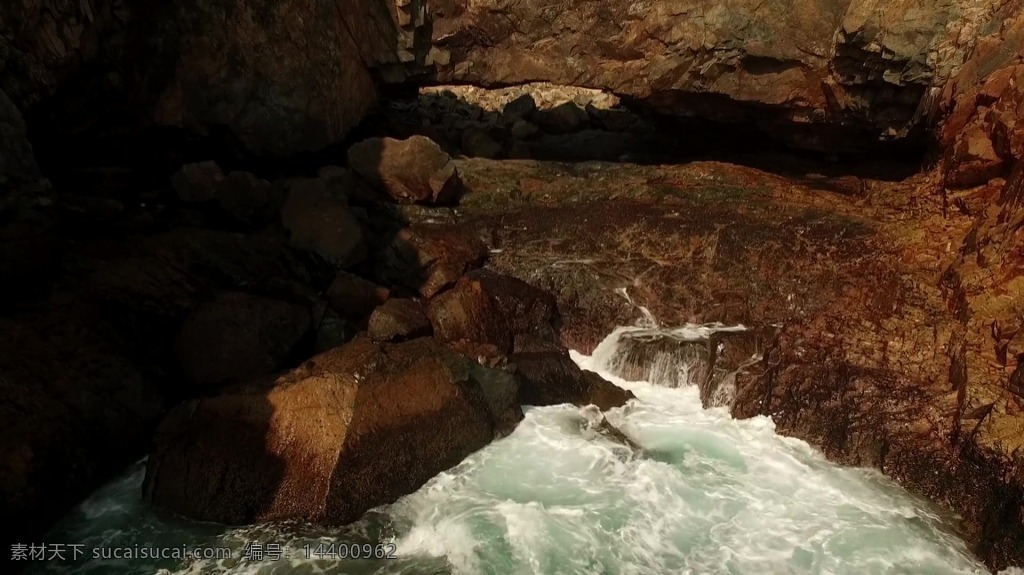 视频背景 实拍视频 视频 视频素材 视频模版 水流 石头 石头视频