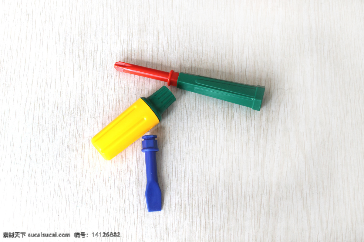 儿童玩具 家居生活 居家 生活 生活百科 注塑件 注塑 模具加工 零部件 塑料件 注塑加工 塑料玩具 psd源文件