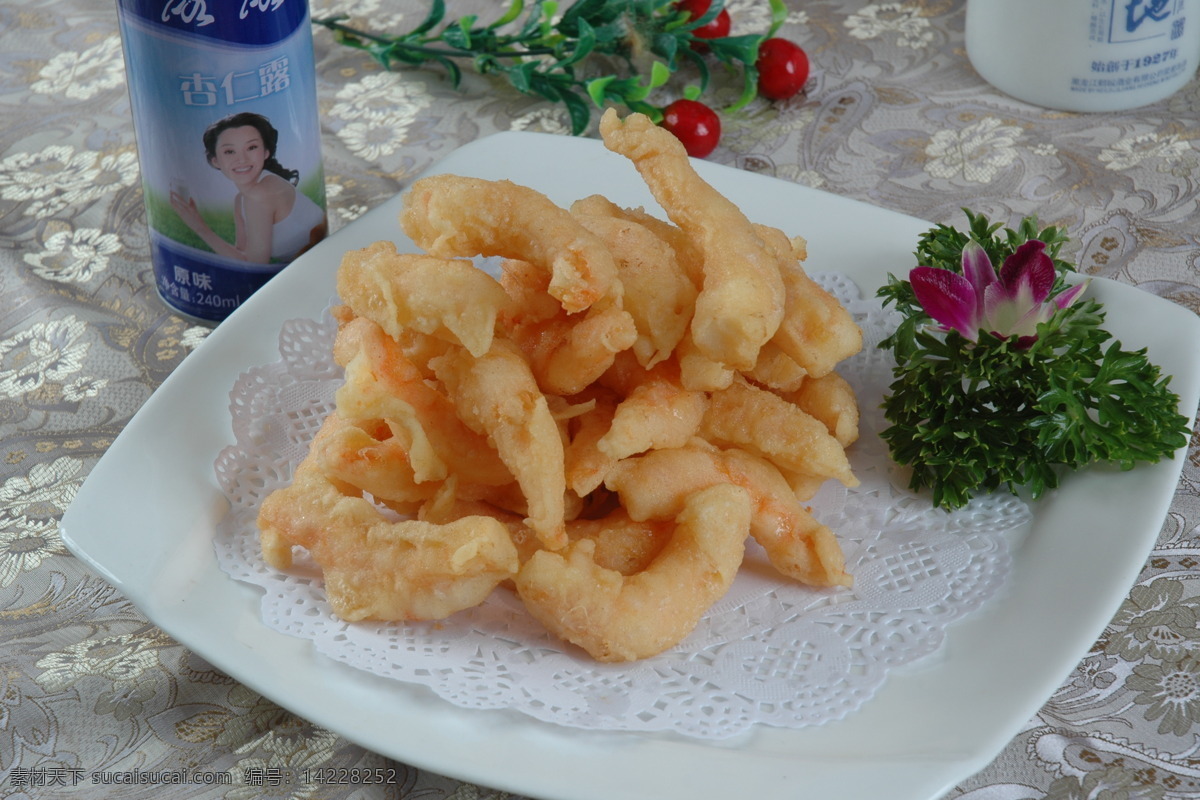 干炸虾仁 炸虾仁 虾仁 干炸虾段 炸虾段 餐饮美食 传统美食 摄影图库