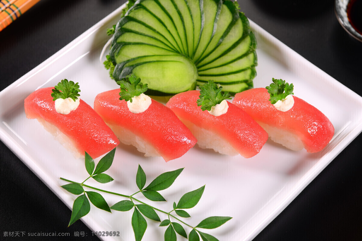 寿司 料理 黄瓜 日本料理 美食 食物摄影 美味 外国美食 餐饮美食