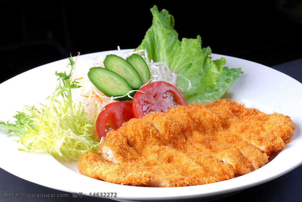 酥脆猪扒 西式佳肴 健康营养 蔬菜沙拉 番茄 黄瓜 生菜 吉利猪扒 炸猪扒 餐饮美食 营养均衡 美味西餐 美食摄影 餐盘摆盘