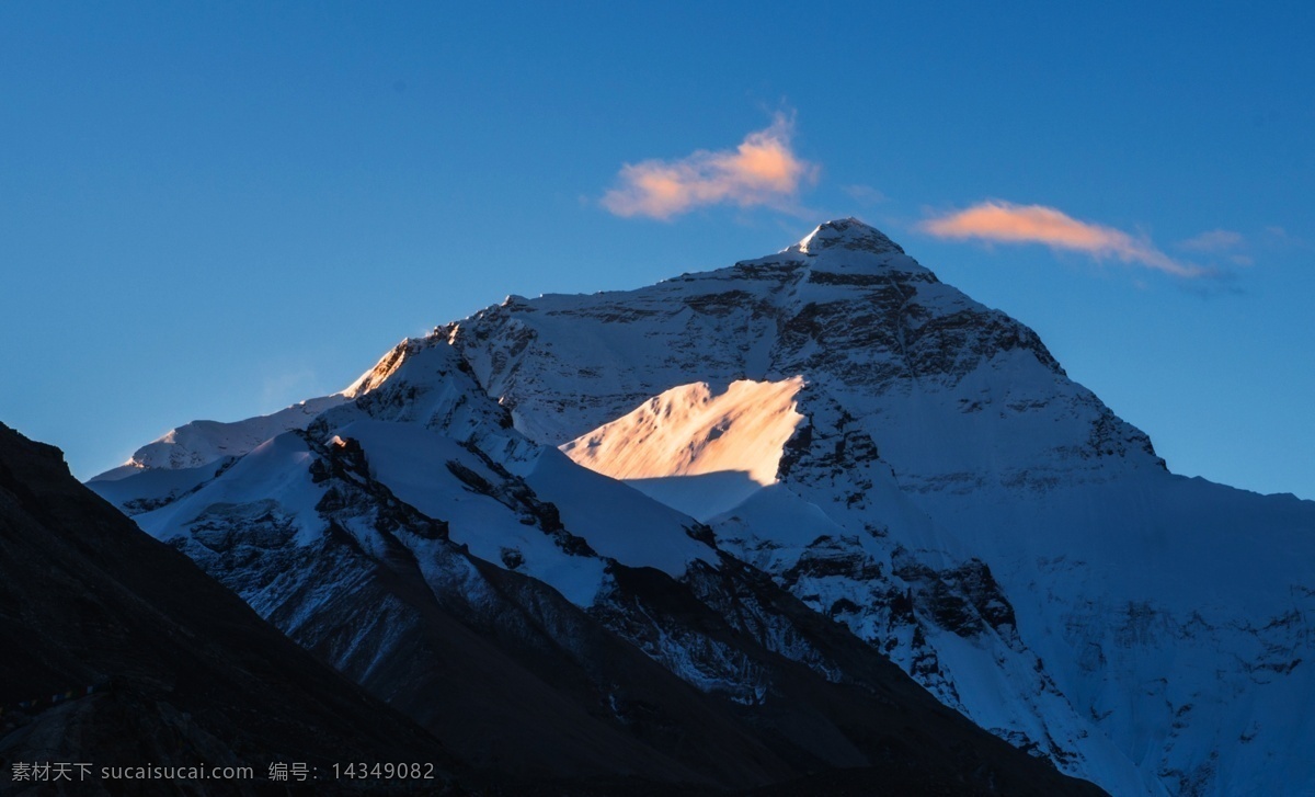 西藏 珠穆朗玛峰 落日 风景