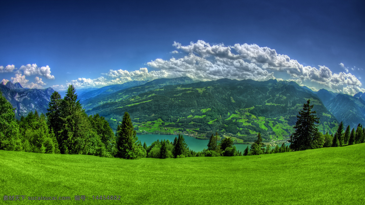 自然山水风光 群山 高山 山峦 山坡 森林 河流 绿色 草地 绿地 白云 蓝天 风景 香格里拉 自然风光 自然景观 自然风景