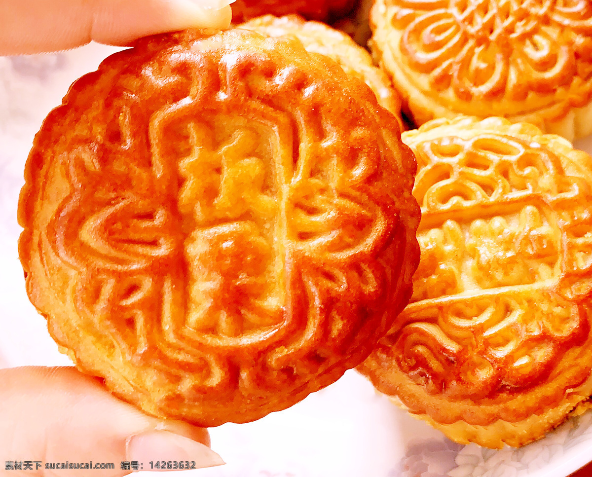 板栗月饼 圆饼 中秋节 手工月饼 餐饮美食 传统美食