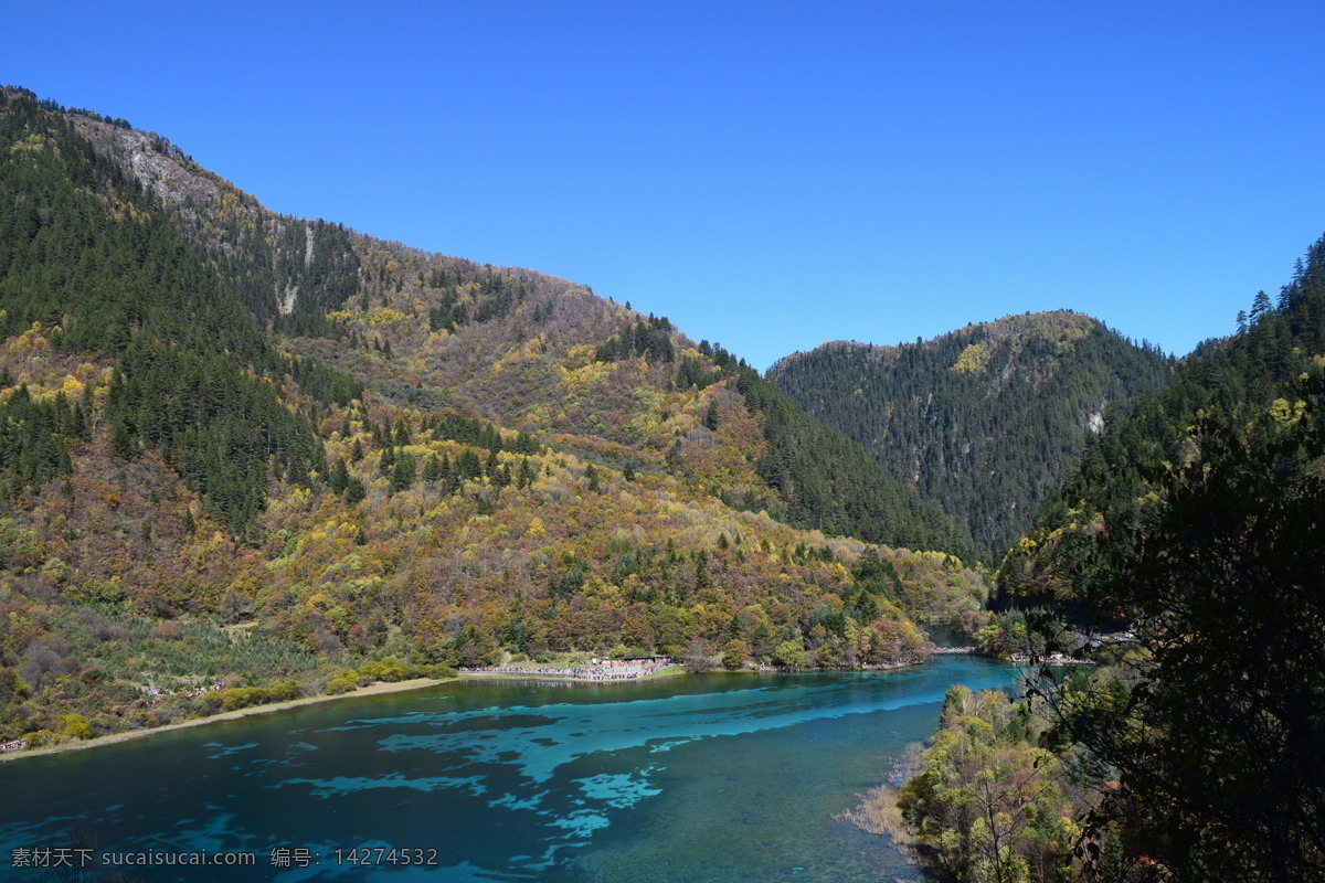 四川九寨沟 九寨沟 九寨沟风光 山水 山水风光 九寨沟风景 秋天的九寨沟 九寨沟景色 九寨沟瀑布 溪水 芳草海 九寨沟芳草海 九寨沟山水 长海 九寨沟旅游 自然风光 雪山 九寨沟雪山 沃洛色莫 雪山的水 四川风景 四川景点 自然景观 风景名胜